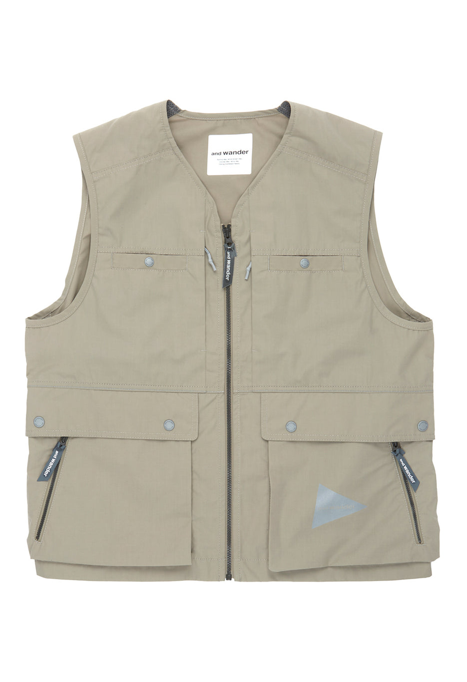and wander Men's Tough Aramid Vest - Light Beige