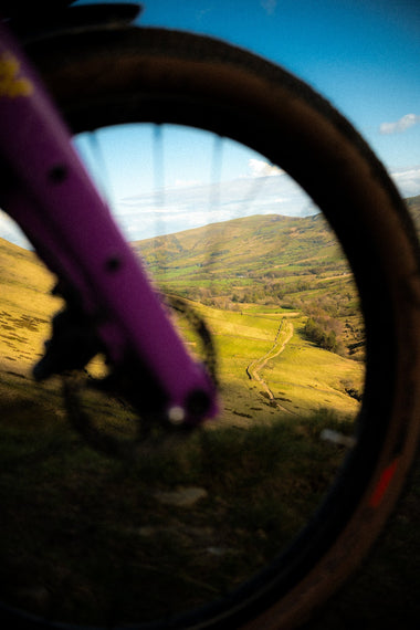 Underbiking the Peak Divide on the Brompton G-Line