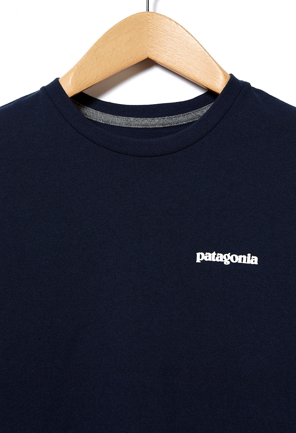 patagonia navy t shirt