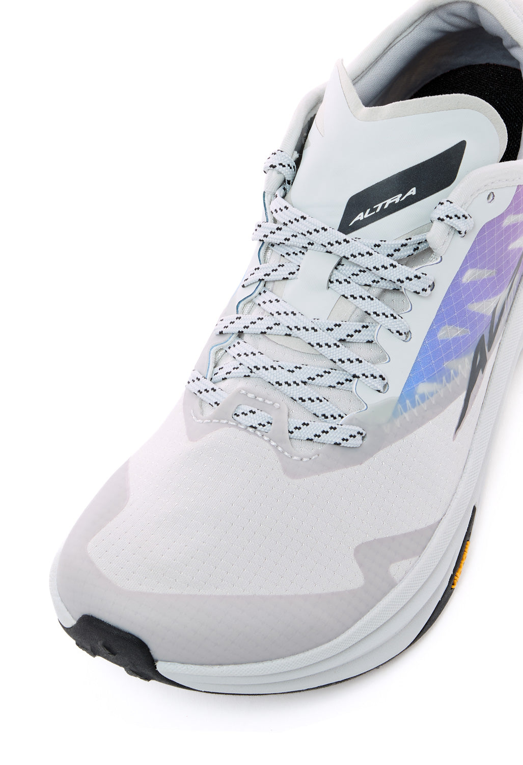 SOAR x Altra Women's Mont Blanc Carbon Trainers - White