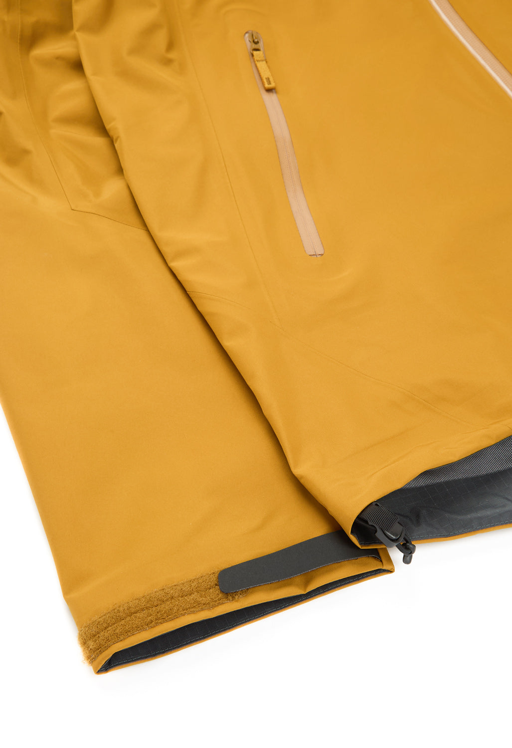 Arc'teryx Men's Beta LT Jacket - Yukon