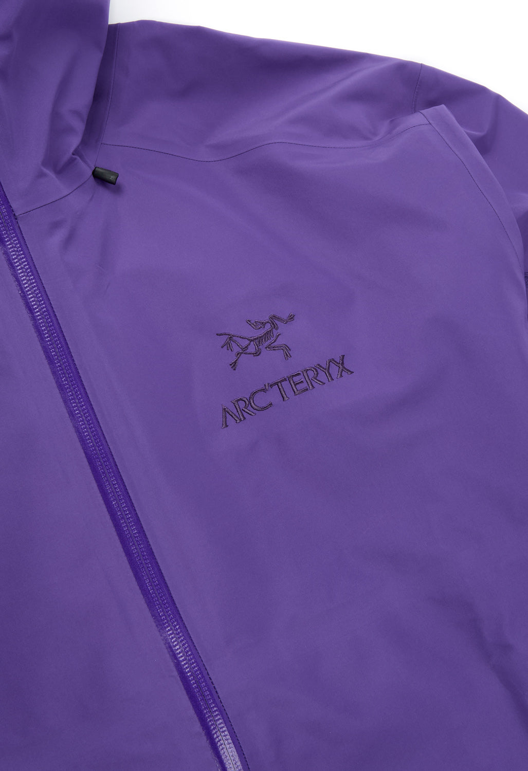 Arc'teryx Men's Beta LT Jacket - Iola – Outsiders Store UK