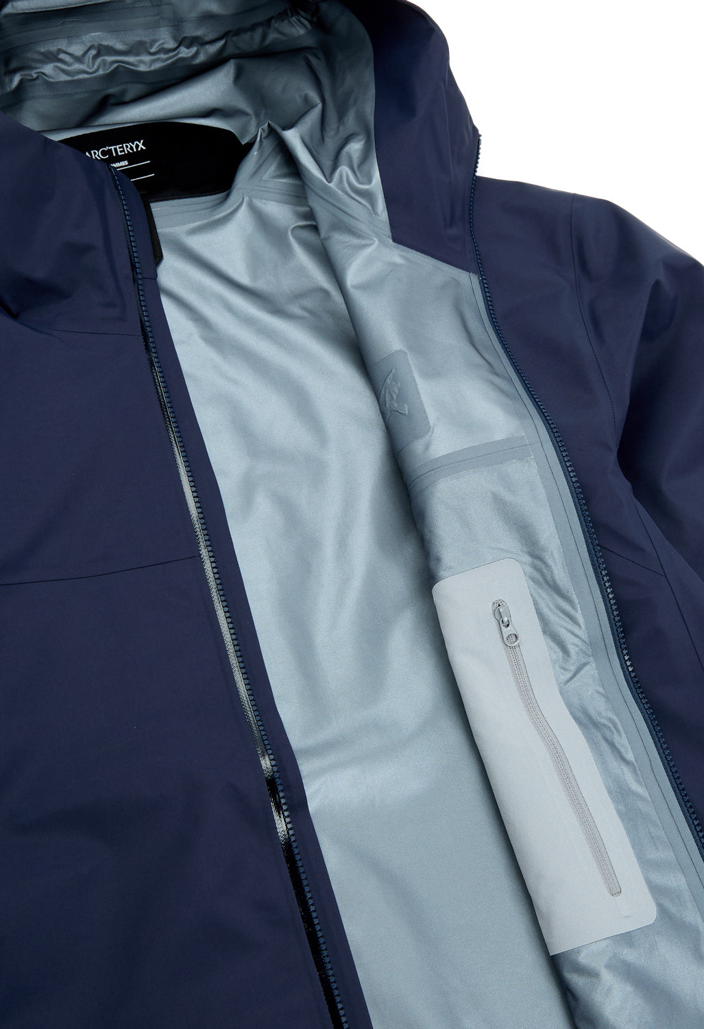 Arc'teryx Men's Beta Jacket - Black Sapphire