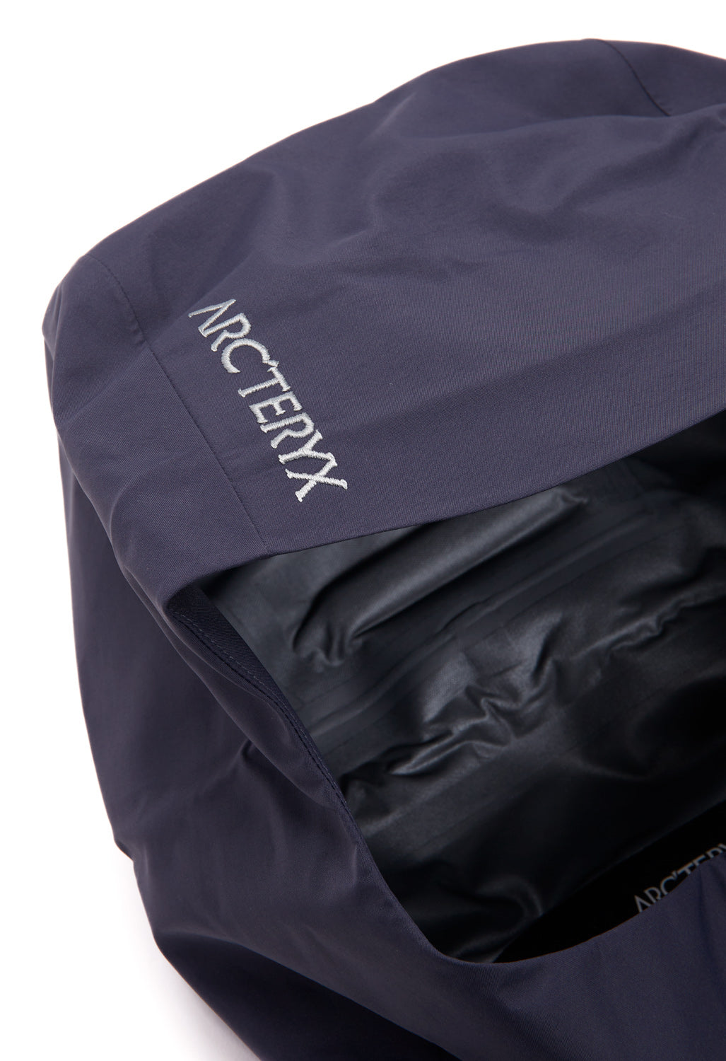 Arc'teryx Women's Beta Jacket - Black Sapphire