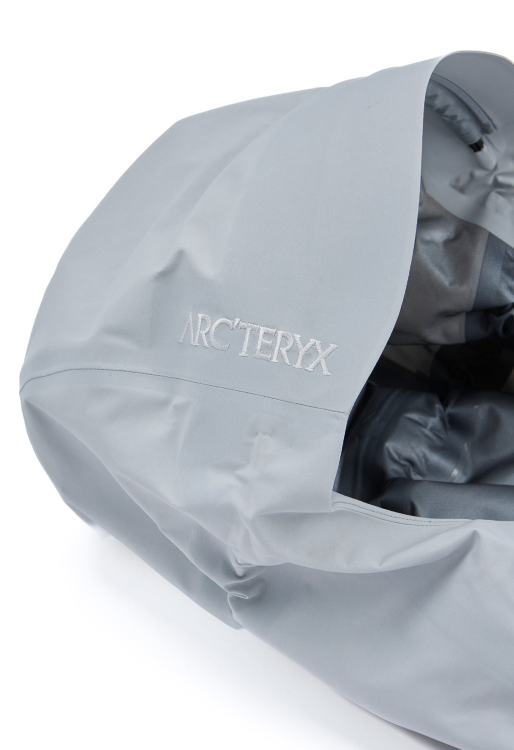 Arc'teryx Women's Beta SL Jacket - Solitude