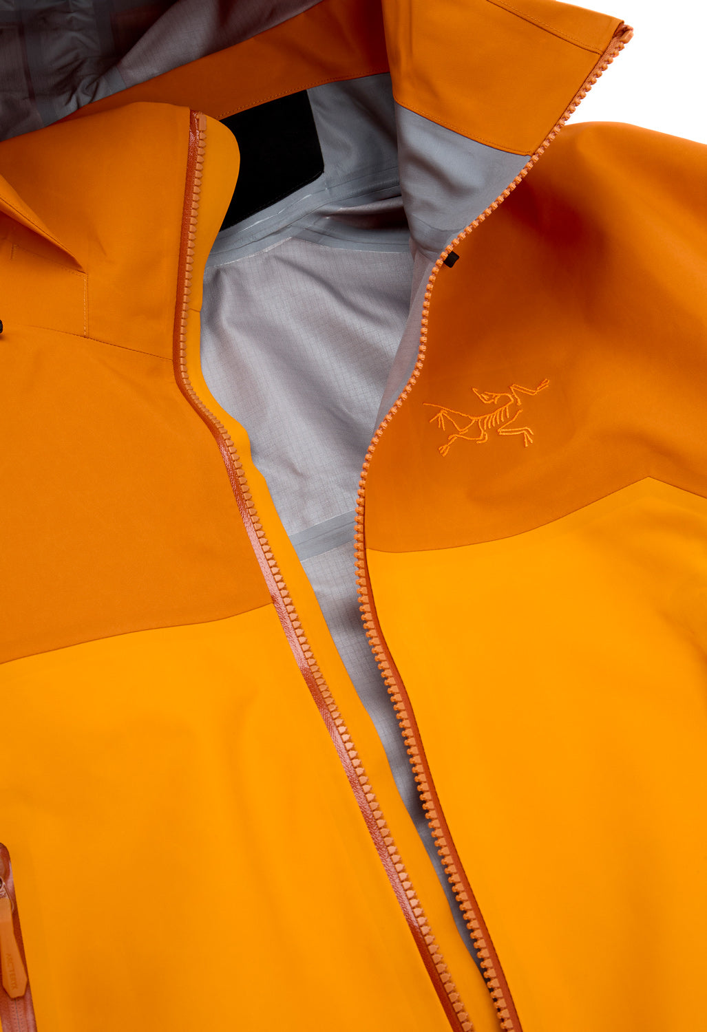 Arc'teryx Men's Beta AR Jacket - Copper Sky / Blaze