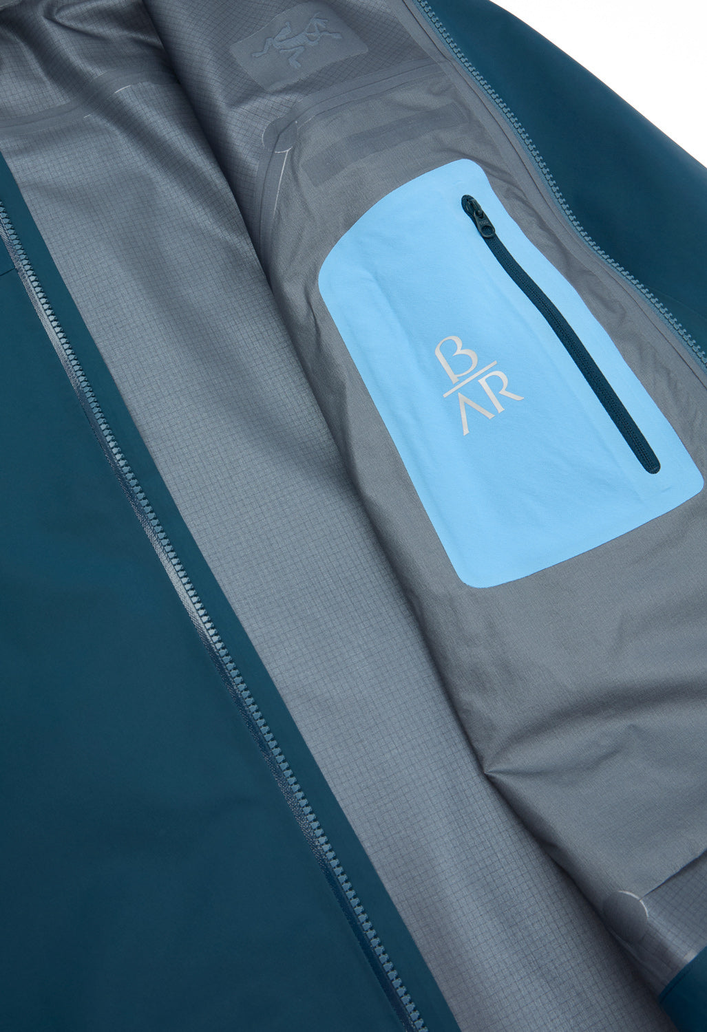 Arc'teryx Women's Beta AR Jacket - Nightscape / Glacial