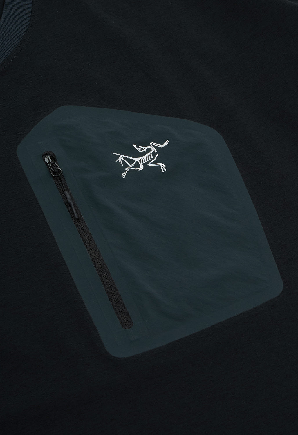 Arc'teryx Men's Konseal Pocket Short Sleeved T-Shirt - Black / Grey