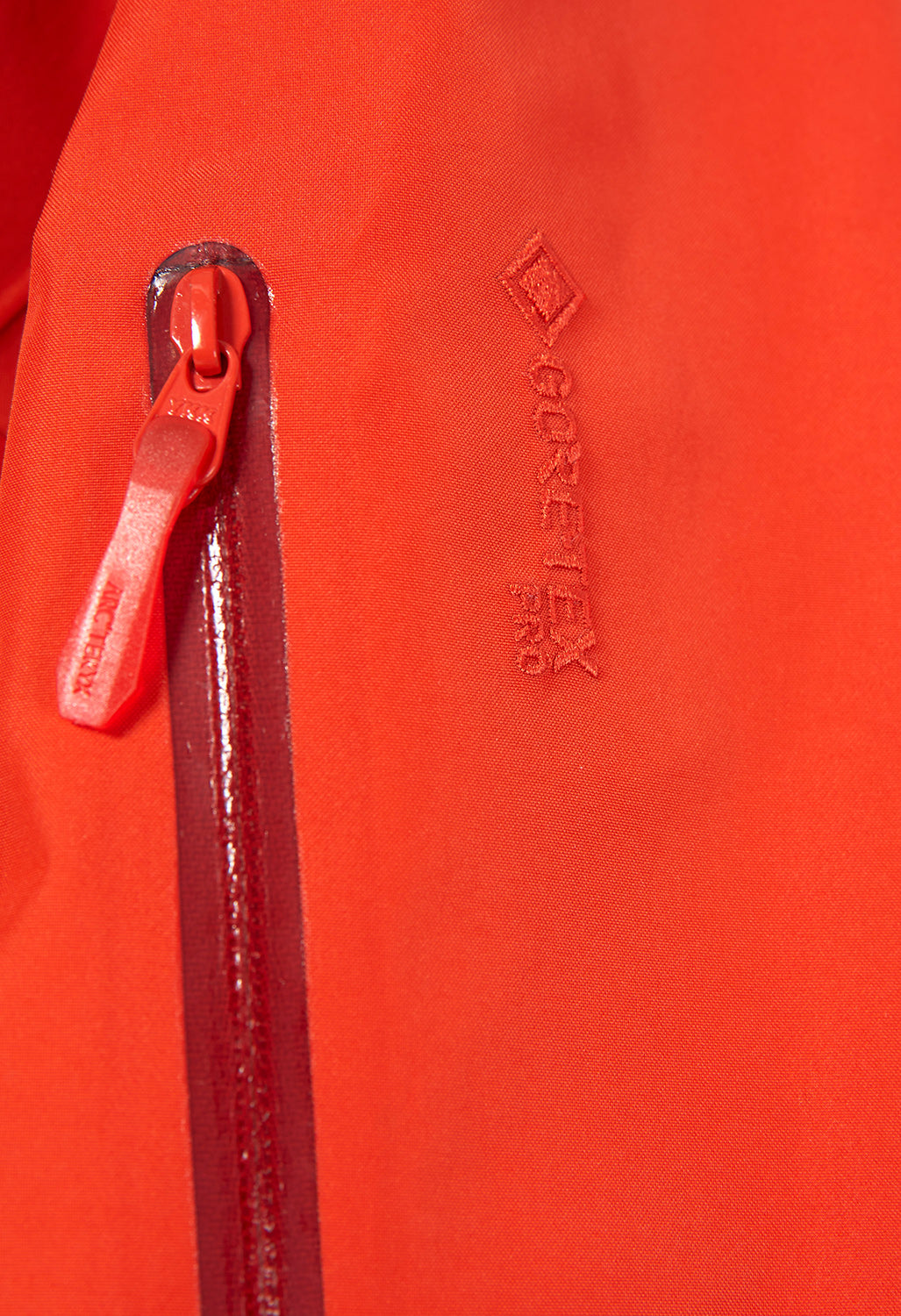 Arc'teryx Alpha SV GORE-TEX Pro Men's Jacket - Dynasty