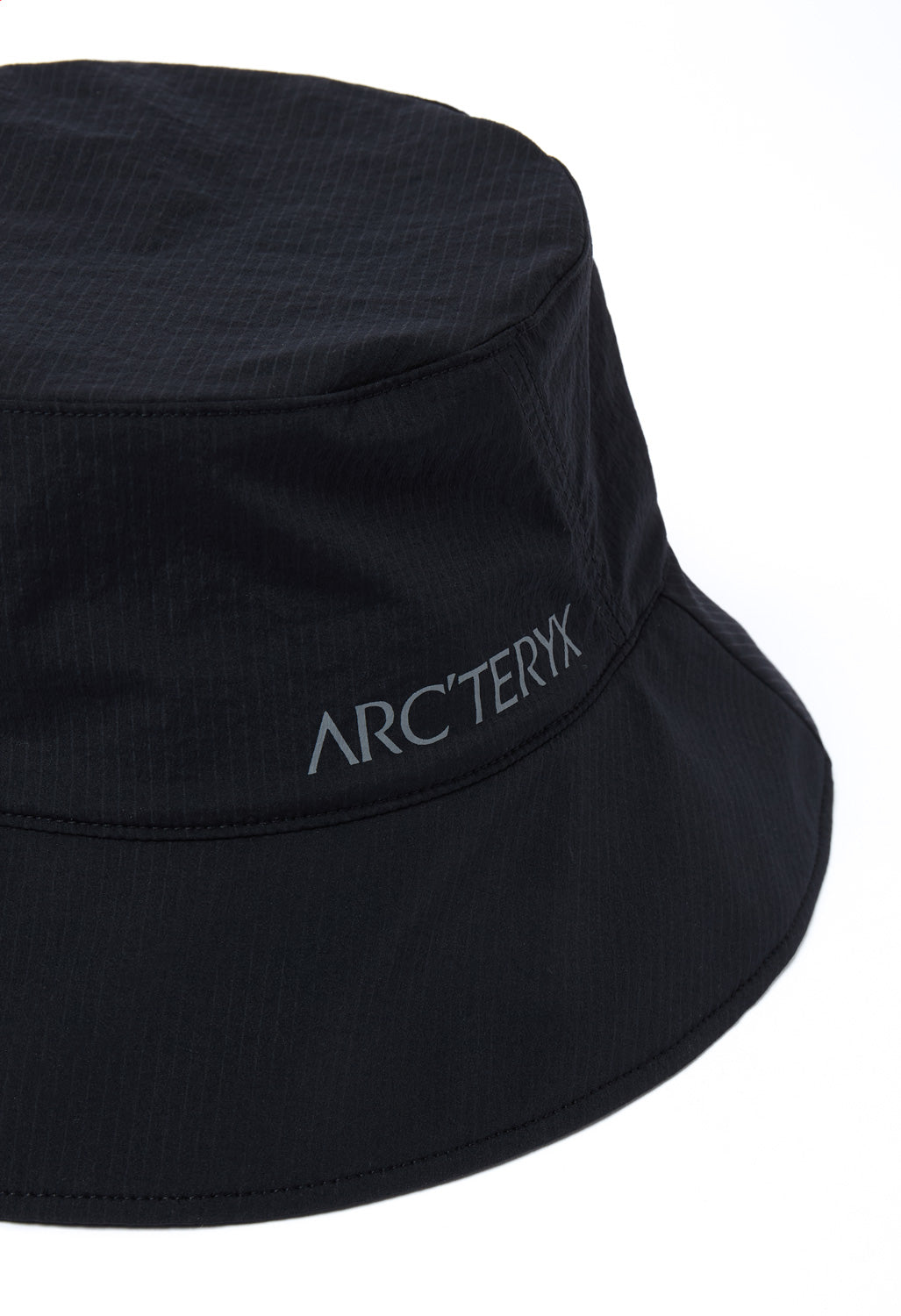 Arc'teryx Sinsolo Bucket Hat - Black – Outsiders Store UK