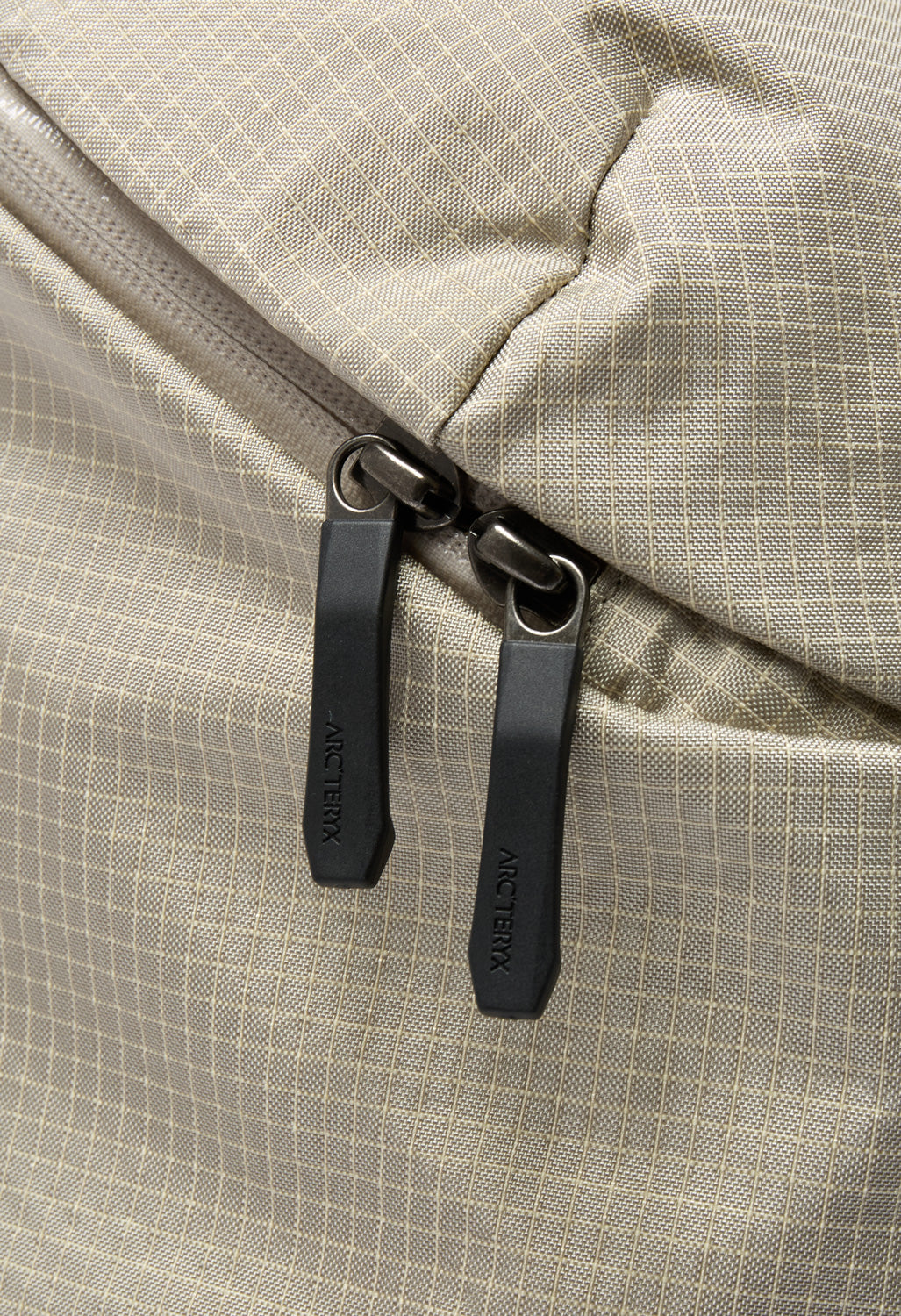 Arc'teryx Konseal 15 Backpack - Rune