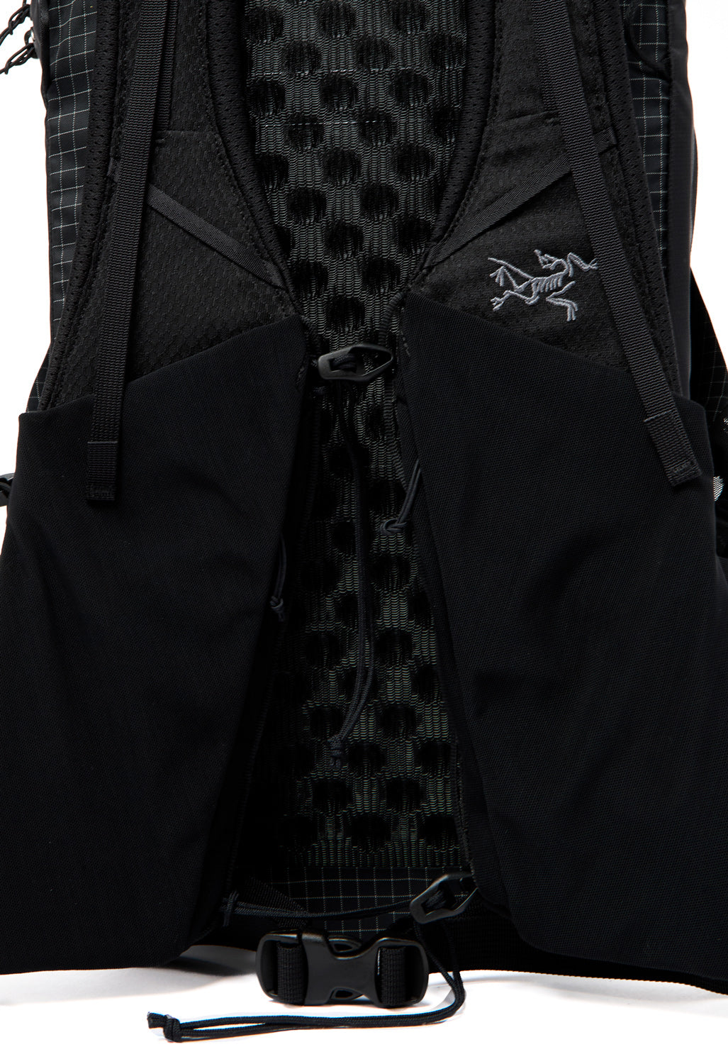 Arc'teryx Aerios 18 Backpack - Black