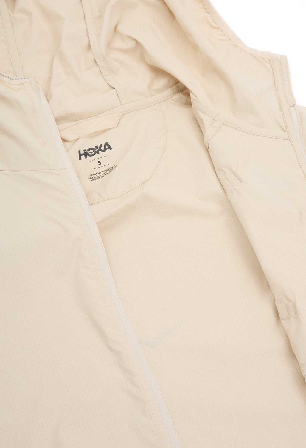 Hoka Women's Skyflow Wind Jacket - Oat Milk