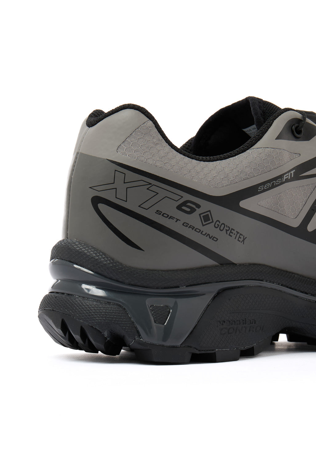 Salomon XT-6 GORE-TEX Trainers - Black / Cloudburst