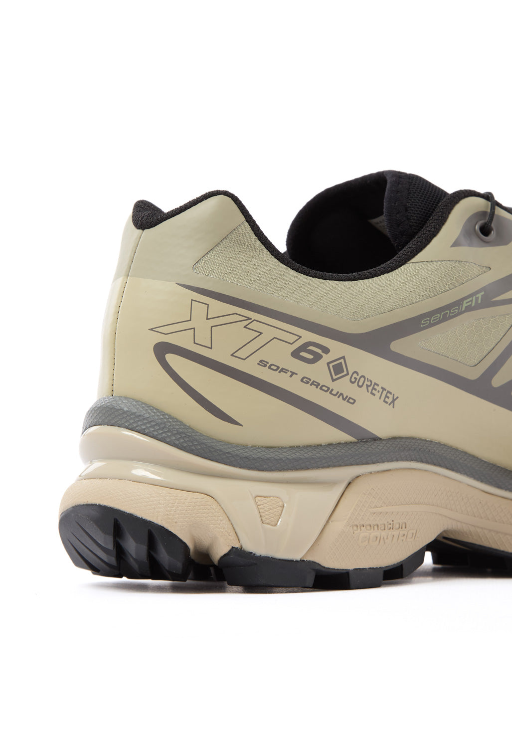 Salomon XT-6 GORE-TEX Trainers - White Pepper / Silver Sage