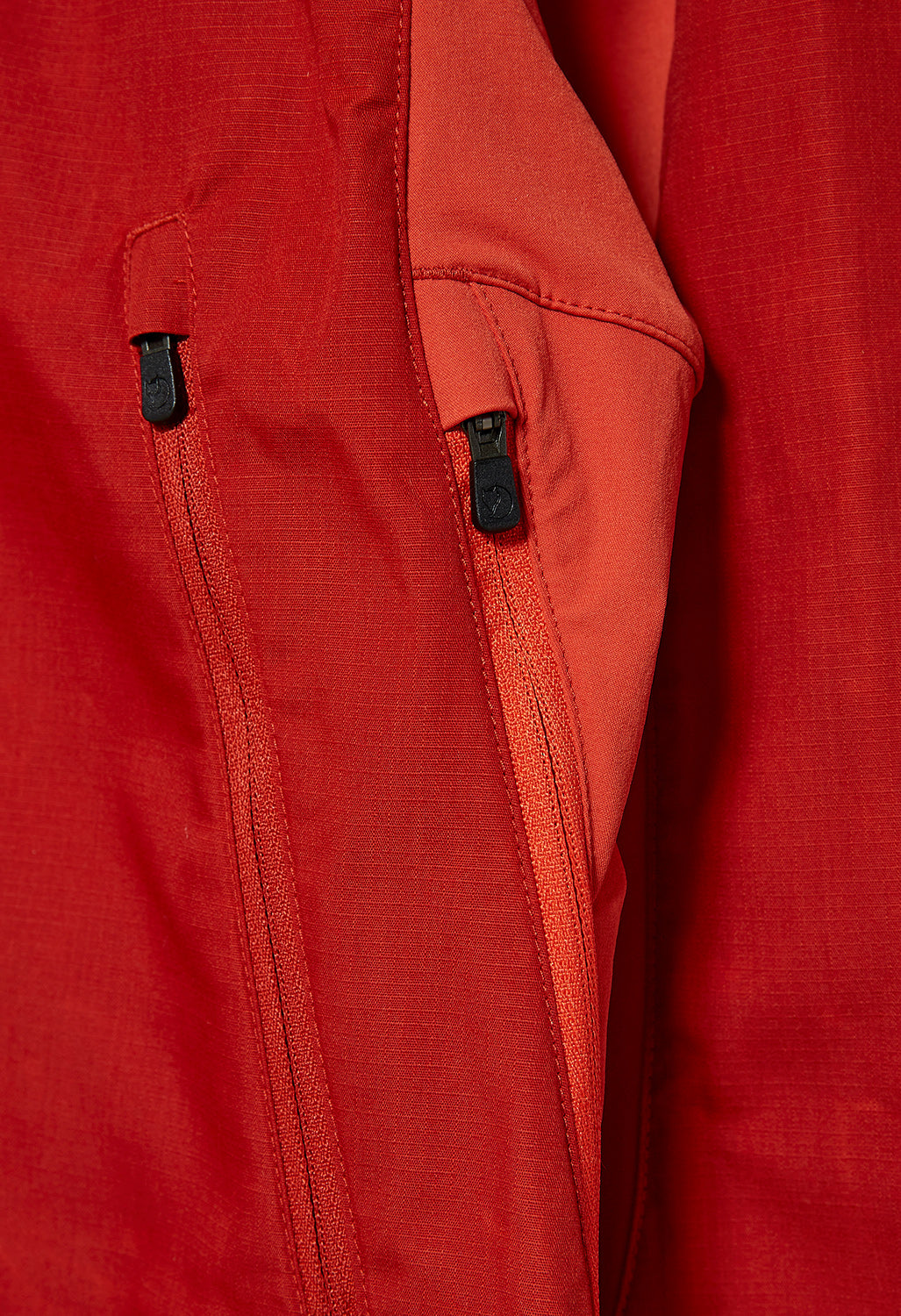 Fjällräven Abisko Light Women's Trekking Jacket - Cabin Red