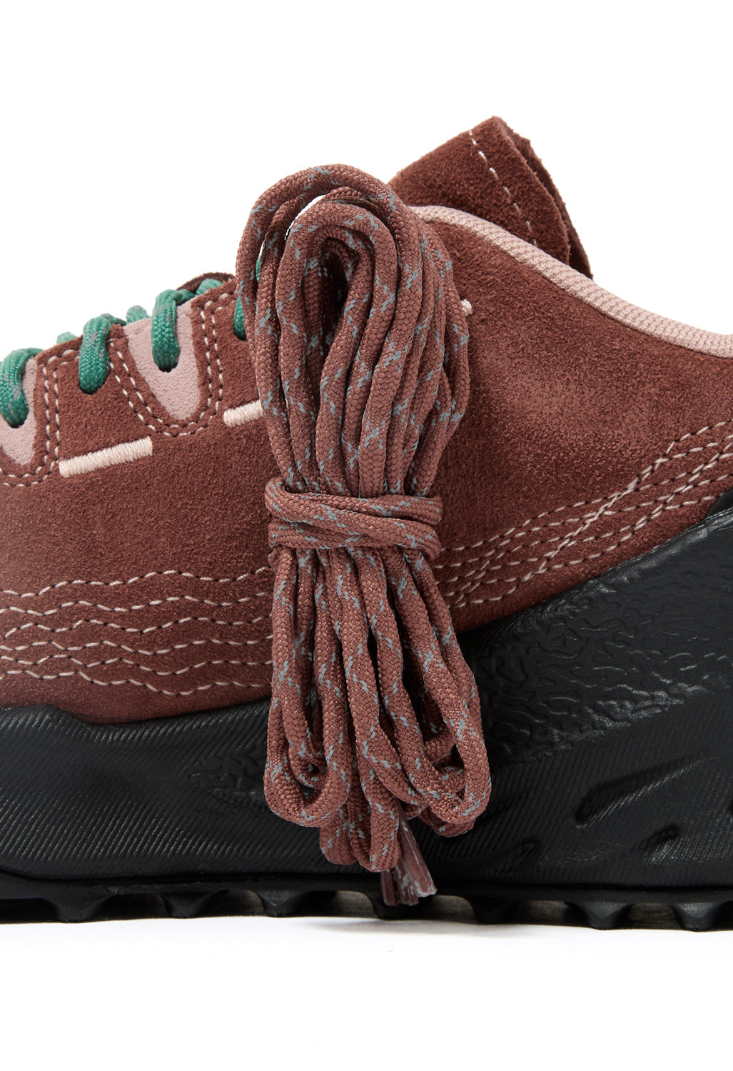 Keen x Pilgrim Surf + Supply Women's Jasper Zionic Trainers - Marron / Adobe Rose