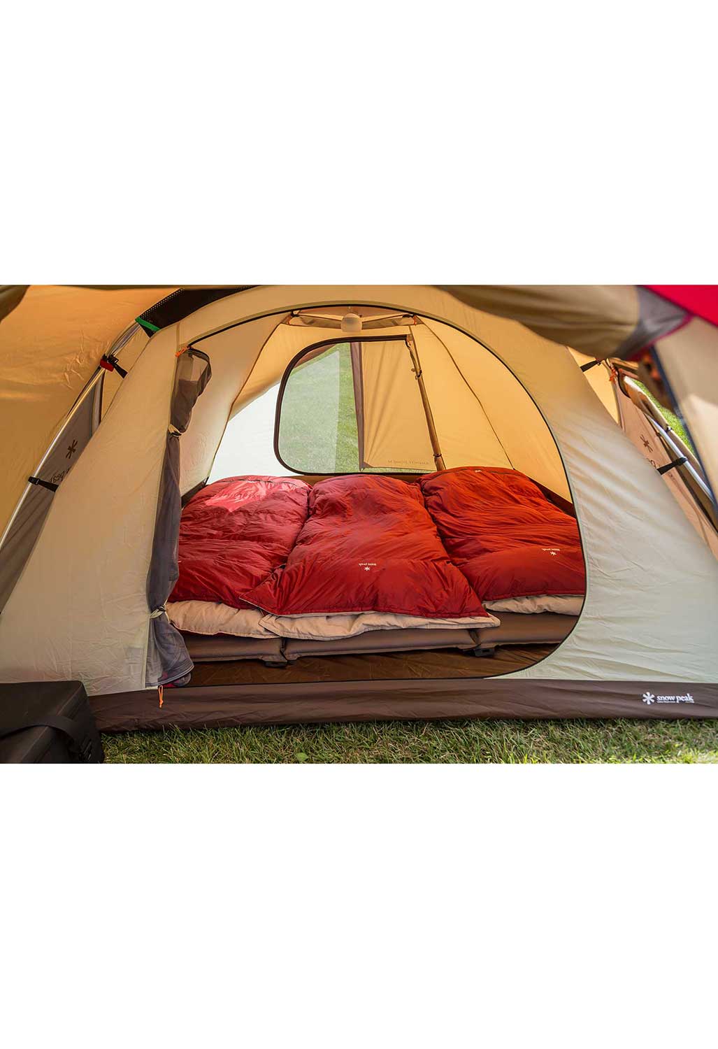 Snow Peak Amenity Dome M Tent Tan