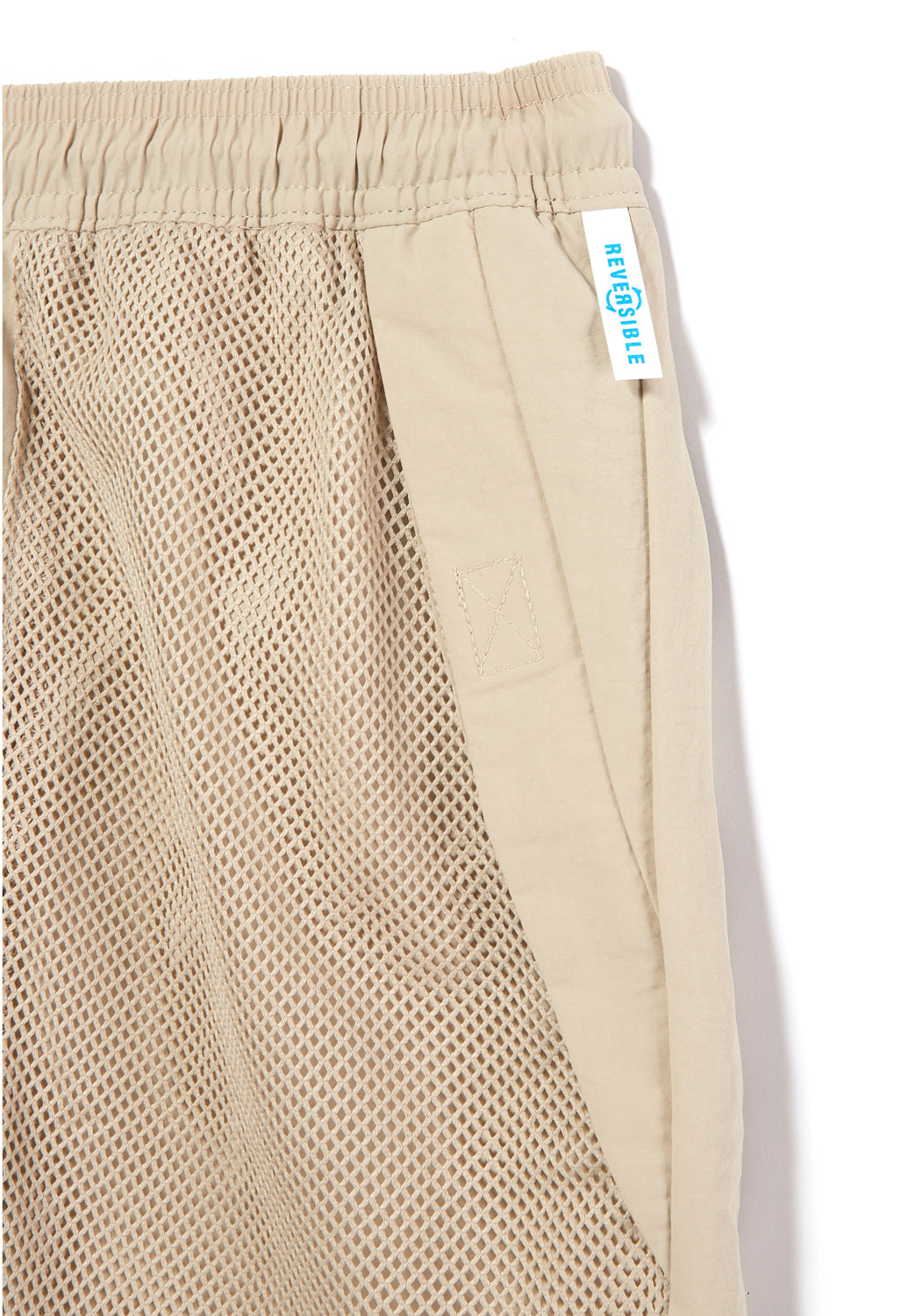 Men's reversible hotsell shorts with pockets