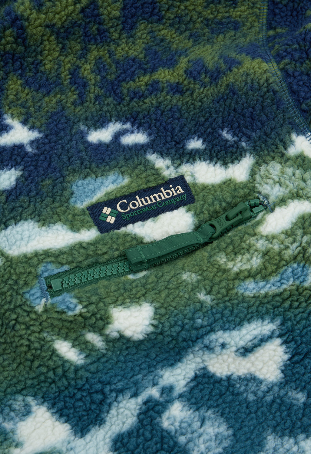 Columbia Women's Helvetia Printed Cropped Half Snap Fleece - Everblue Sisters, Rain Forest