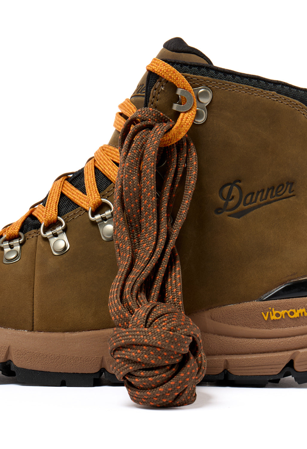 Danner Women's Mountain 600 4.5" Boots - Chocolate Chip / Golden Oak