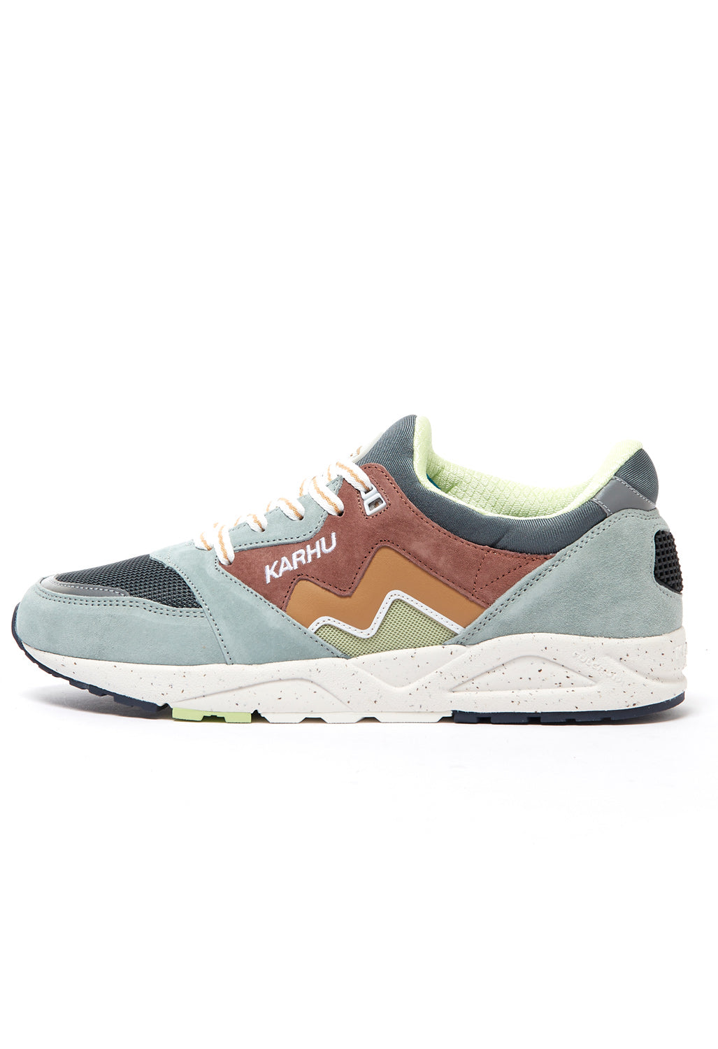 Karhu hotsell aria trainers