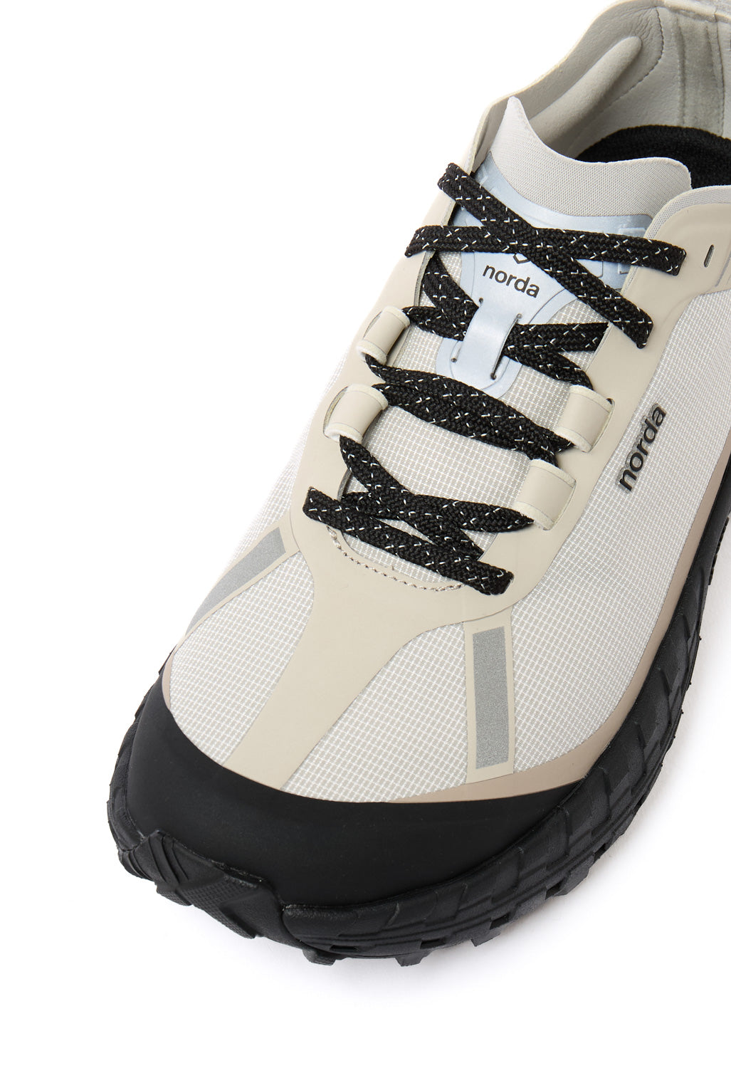 Norda Women's 001A Trainers - Cinder