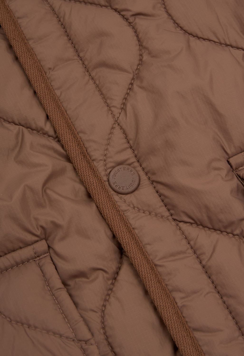 Finisterre Women's x Amy Powney Oversized Quilted Jacket - Mocha