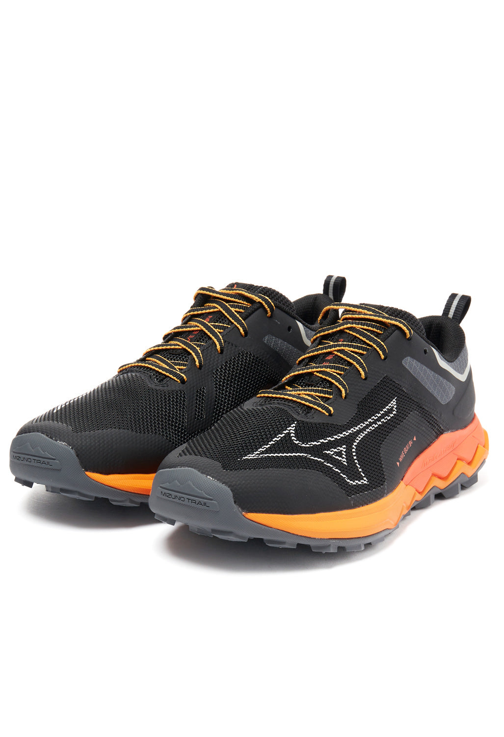 Mizuno trail trainers best sale