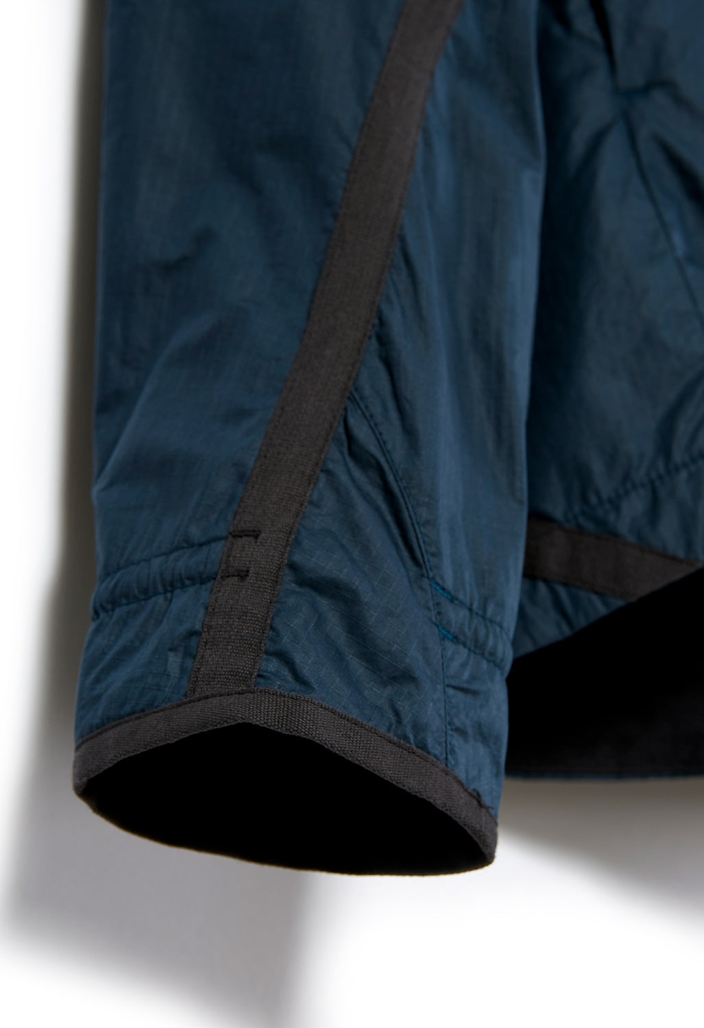 Klattermusen Ansur Men's Hooded Wind Jacket - Midnight Blue
