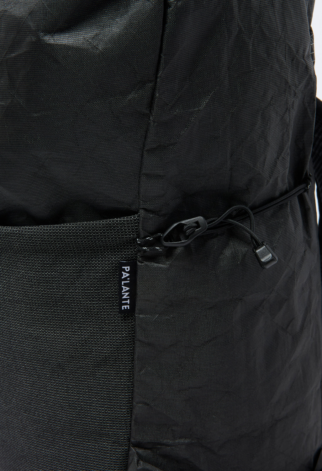 Pa'lante Packs V2 Pack with Pad and Sleeve - Black Ultraweave