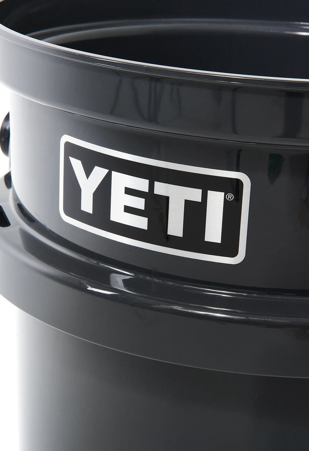 YETI Loadout Bucket - Charcoal
