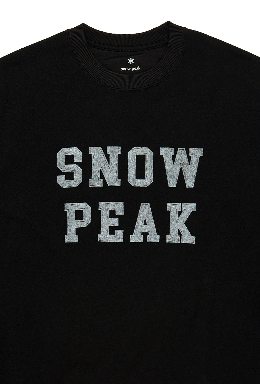Snow Peak Felt Logo Sweatshirt Pullover - Black