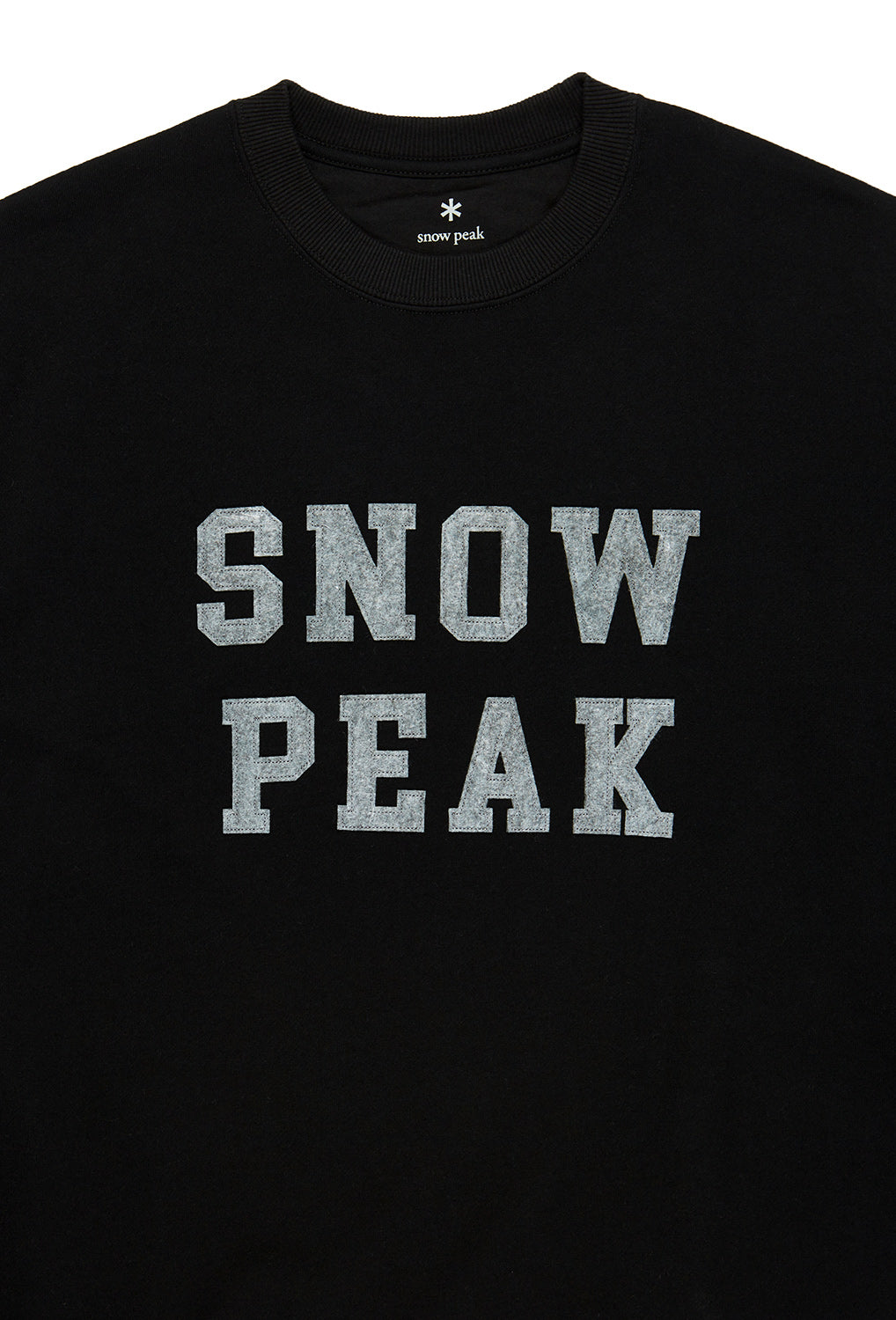 Snow Peak Felt Logo Sweatshirt Pullover - Black