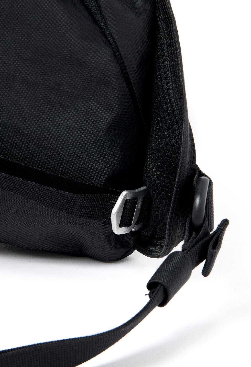 Sealson x 114 SR2 Grab Bag Ecopak 200 - Black – Outsiders Sealson x 114 SR2 Grab Bag Ecopak 200 - Black – Outsiders