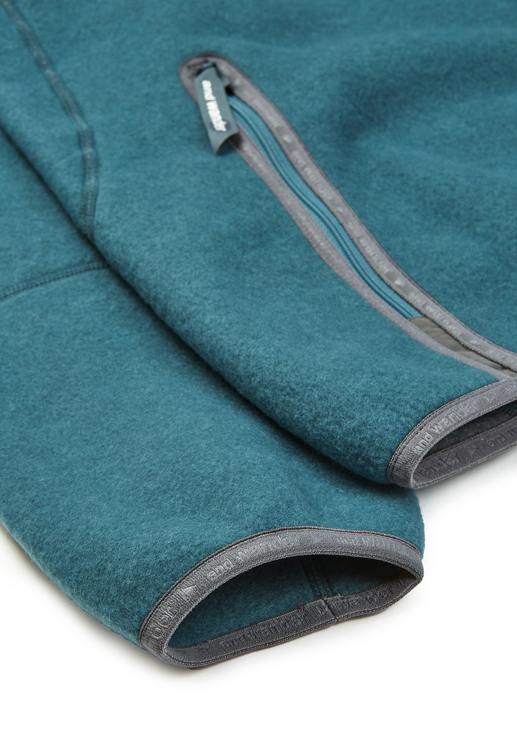 and wander Men's Wool Fleece Cardigan - Blue Grey
