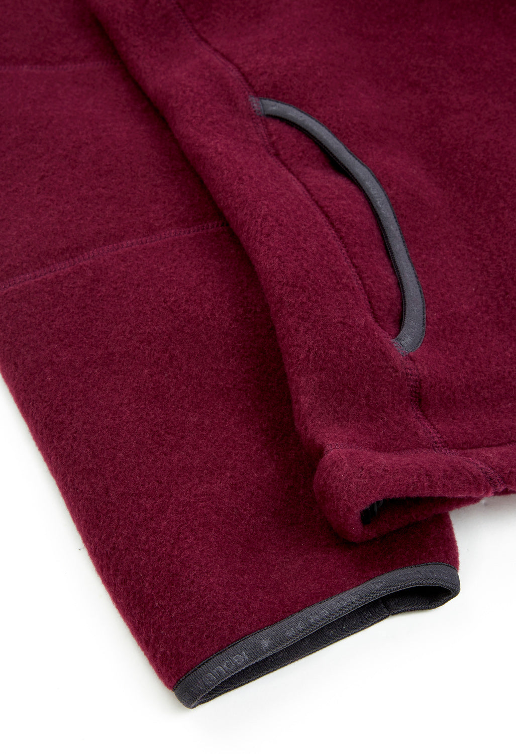 and wander Wool Fleece Pullover - Purple