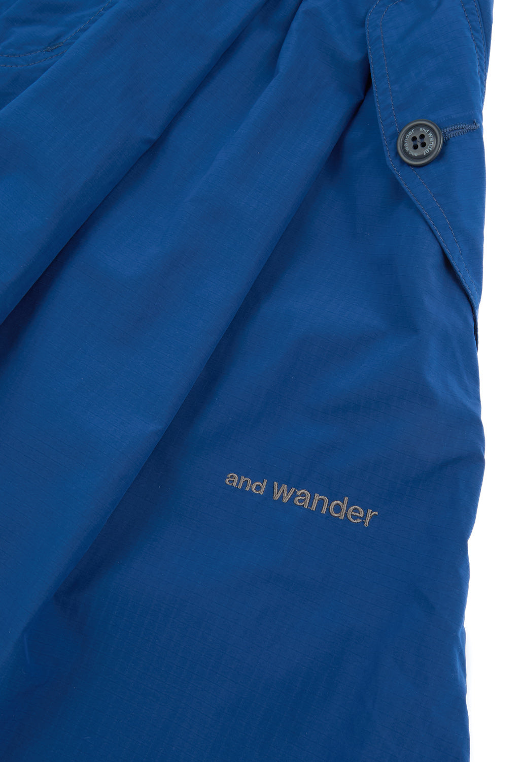 and wander Women's Oversized Cargo Skirt - Blue
