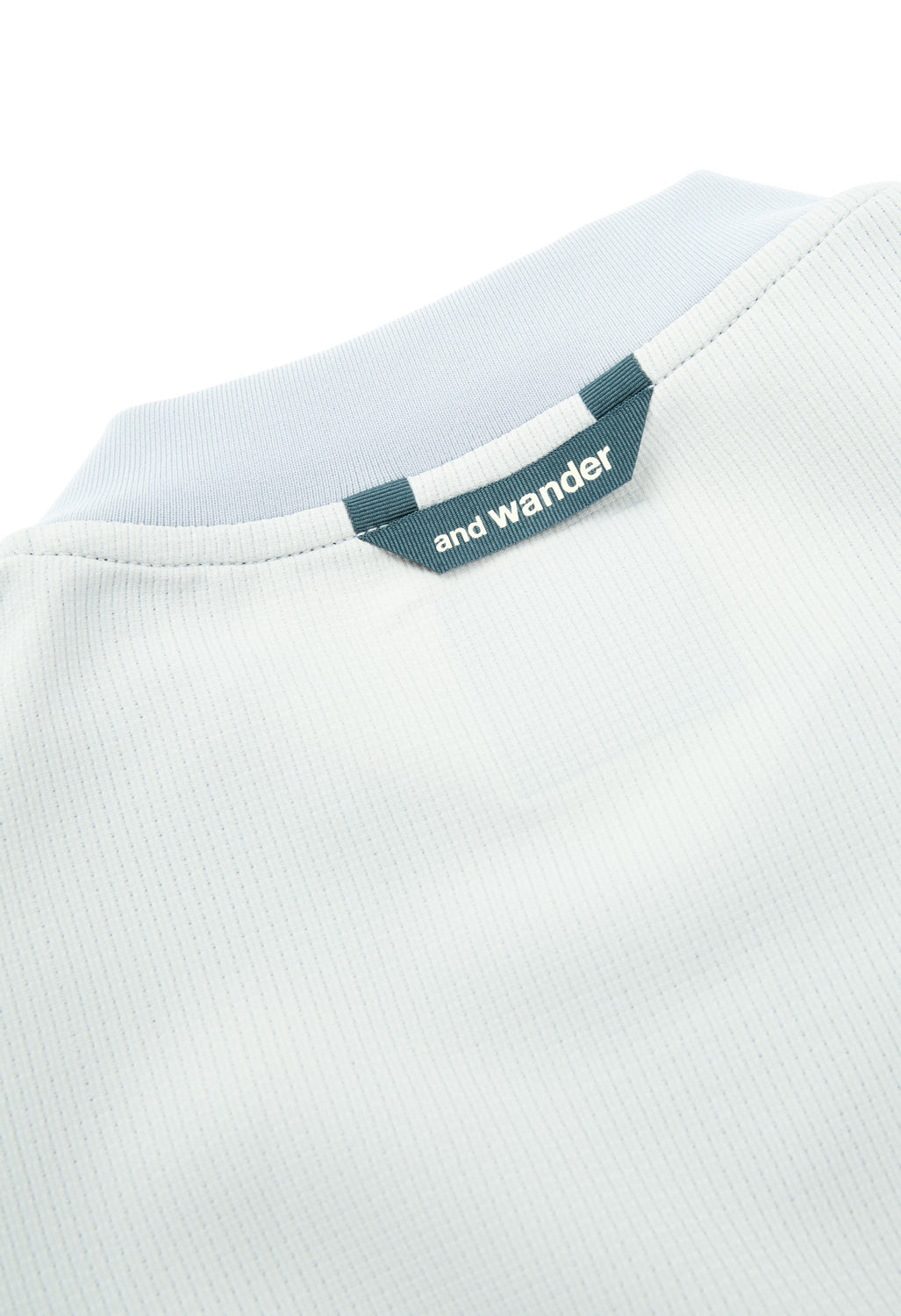 and Wander Men's Vent Vest - Light Grey