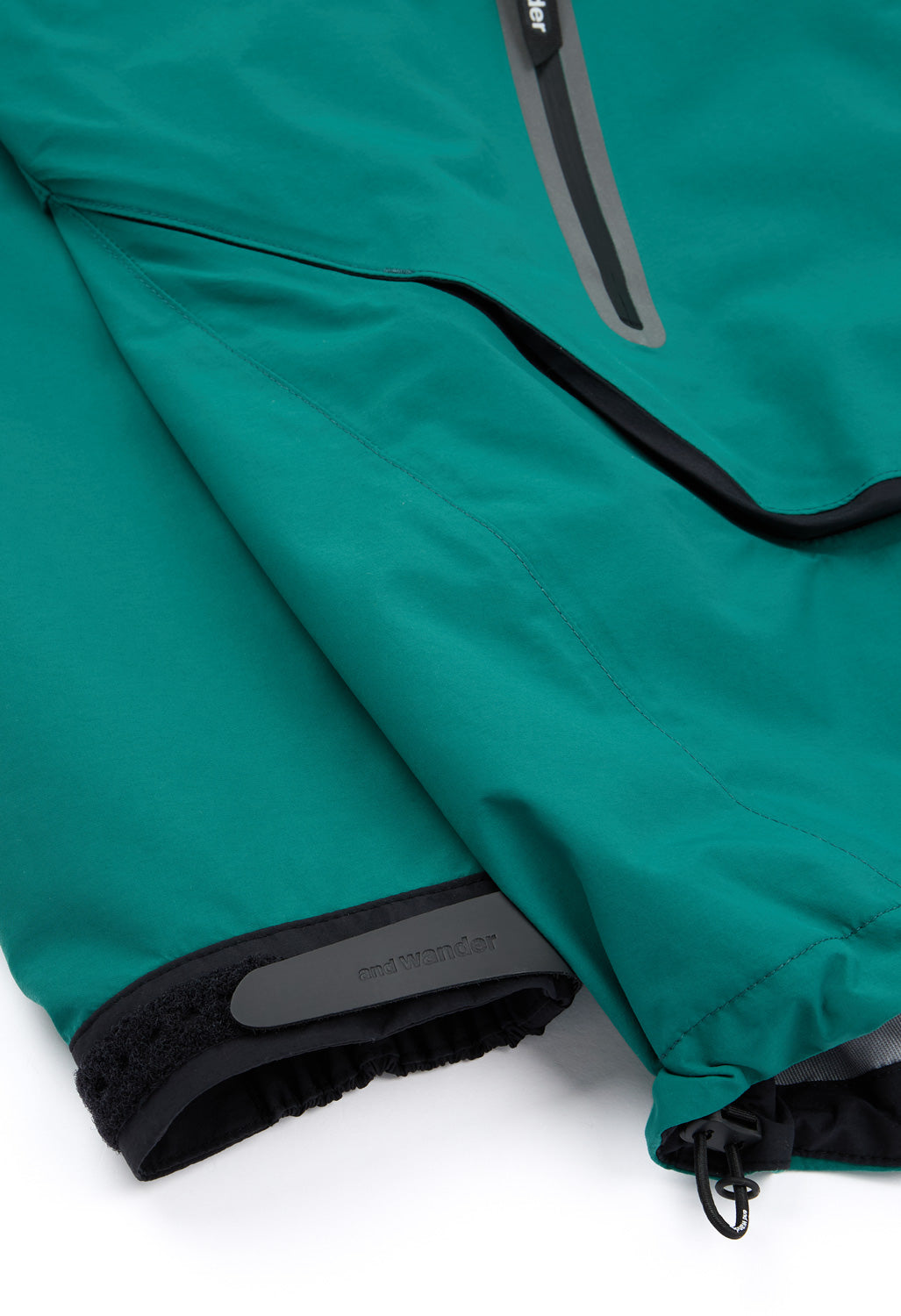 and wander Men's Loose Fitting Rain Jacket - Blue Green