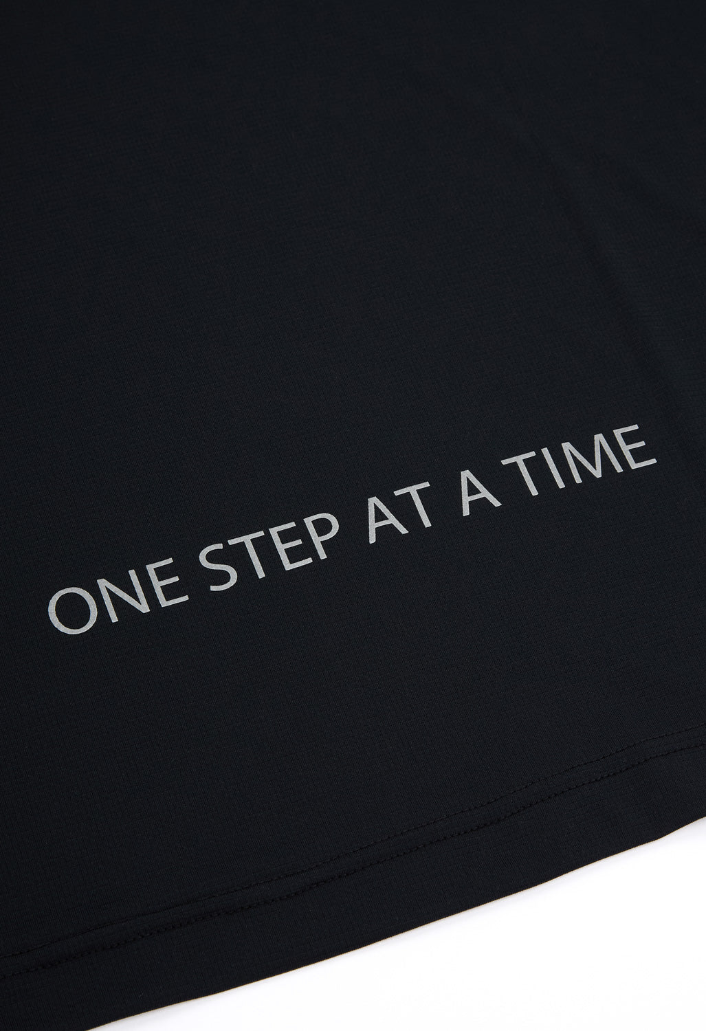 and wander x Altra Tee - Black