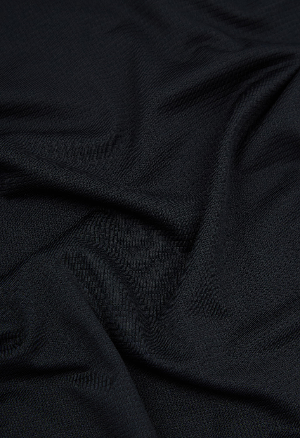 and wander x Altra Tee - Black