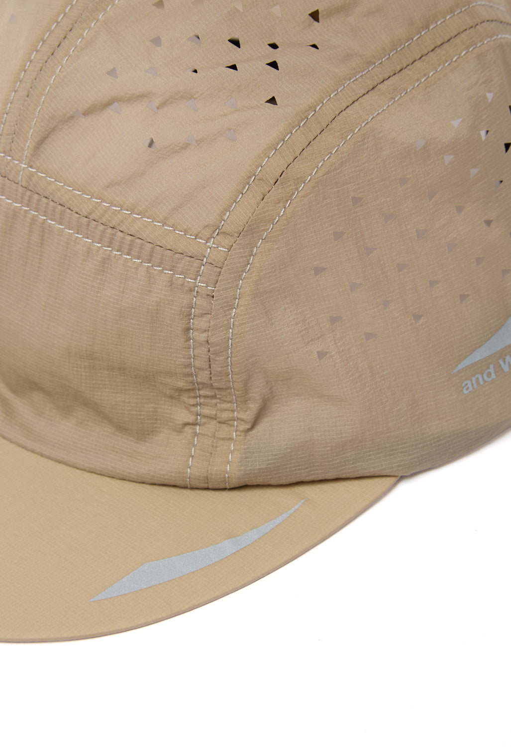 and wander x Altra Ventilation Cap - Beige
