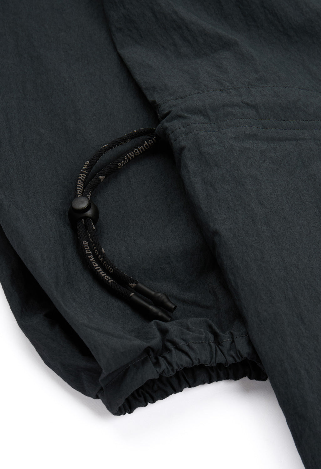and wander Women's Tuck Dress  - Charcoal