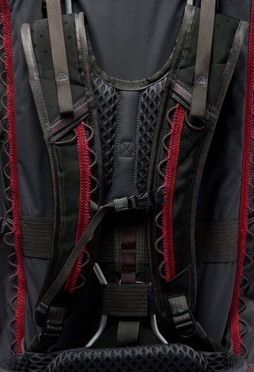 Klattermusen Vån WP Backpack 55L - Raven