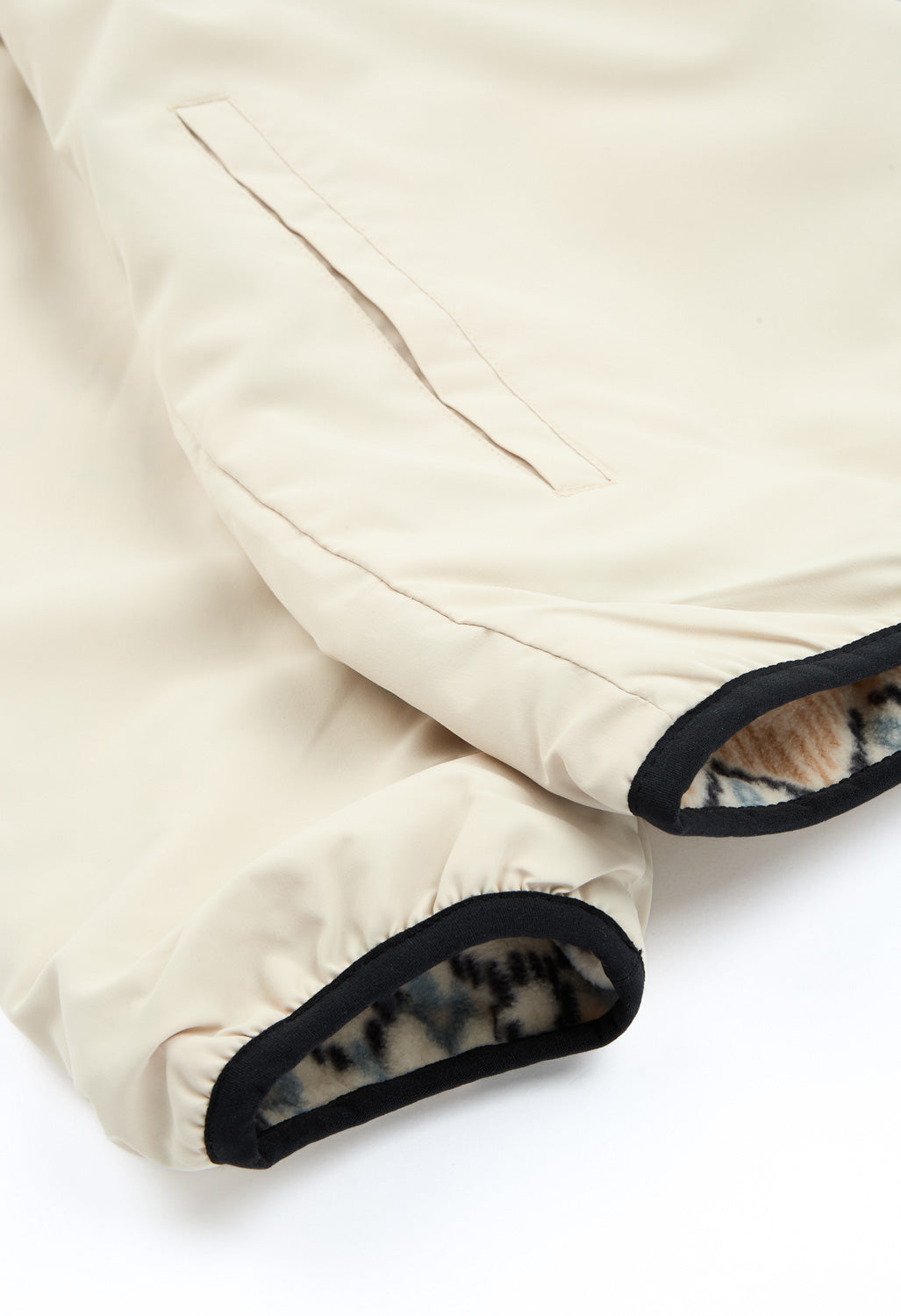 KAVU Women's Cedar Cove Hooded Fleece - Horizon Holiday