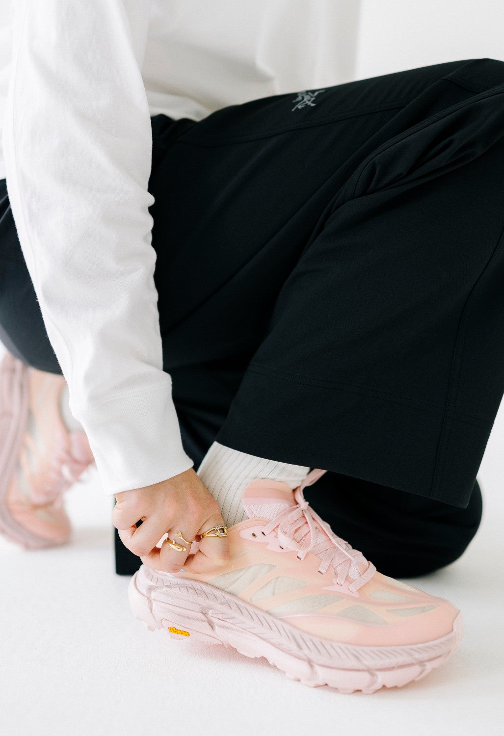 Hoka Mafate Speed 4 Lite Trainers - Rose Tea / Rose Latte