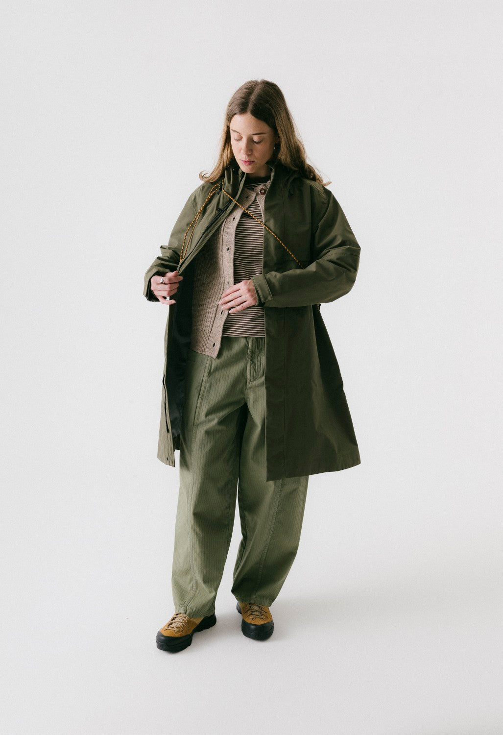 Finisterre Women's Longline Stormbird Jacket - Olive