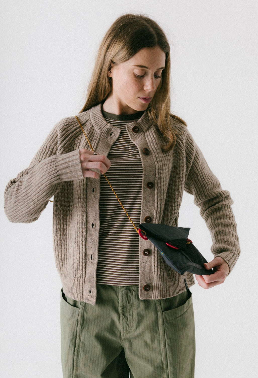 Finisterre Women's Mora Crew Neck Cardigan - Oatmeal