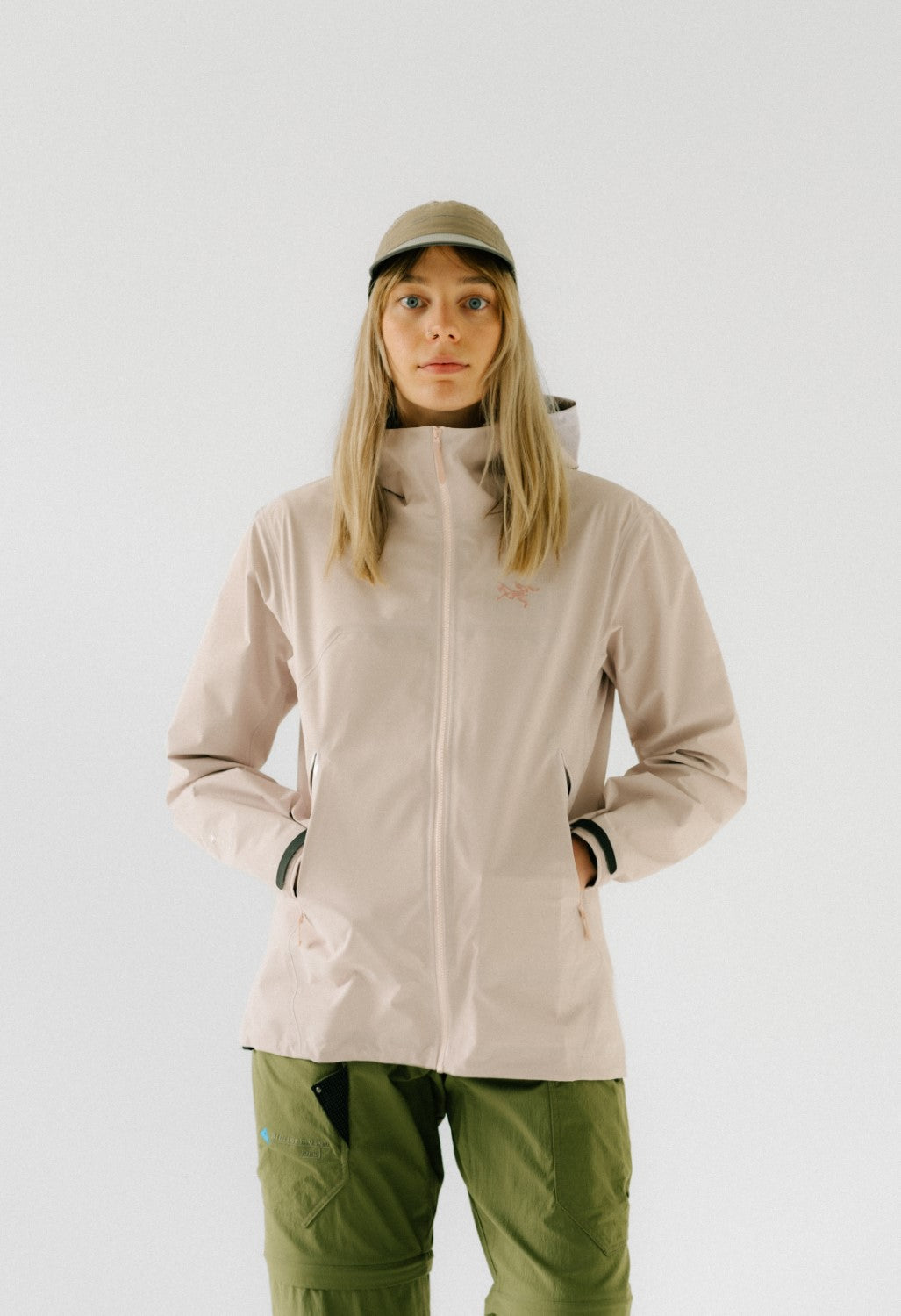 Arc'teryx Women's Beta Jacket Alpine Rose - Main Image